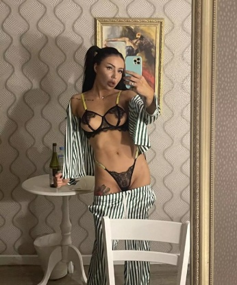 Саша, 23 года